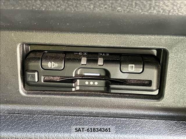 Nissan Caravan 2024-08 8145559-6