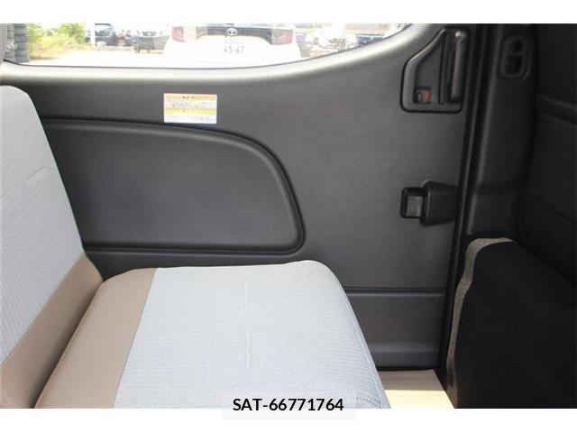Nissan Caravan 2024-11 8206745-19