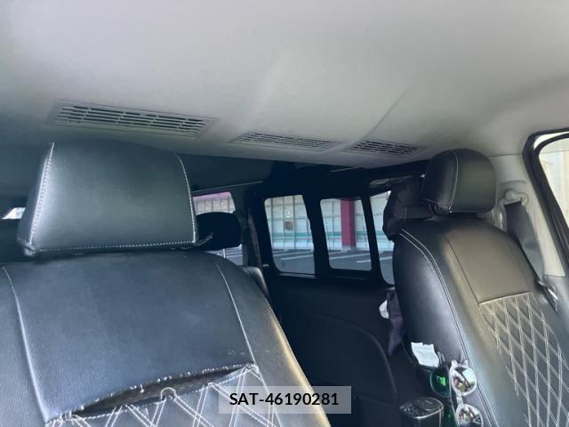 Nissan Caravan 2015-08 8206746-13