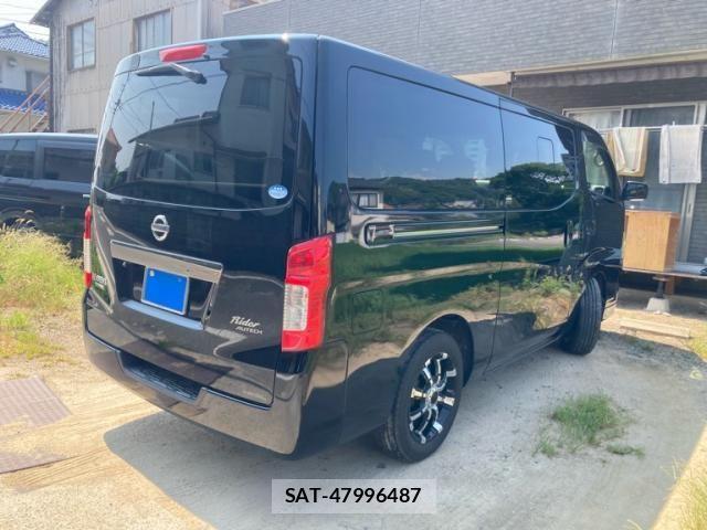 Nissan Caravan 2016-07 8229199-2