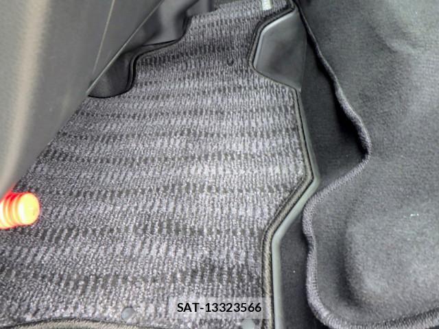 Nissan Caravan 2024-09 8229196-18