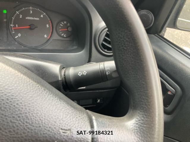 Nissan Caravan 2010-04 8229205-17