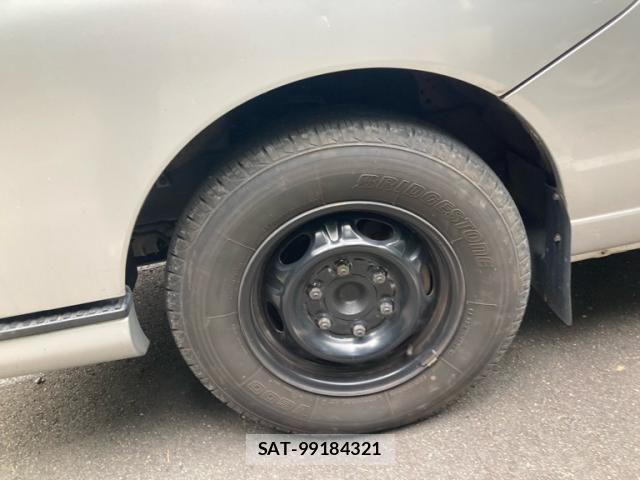 Nissan Caravan 2010-04 8229205-8