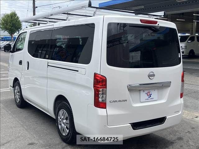 Nissan Caravan 2024-04 8244792-16
