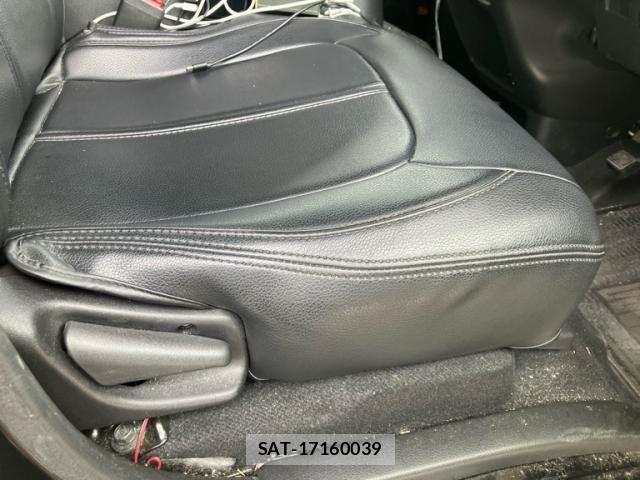 Nissan Caravan 2022-01 8244793-11