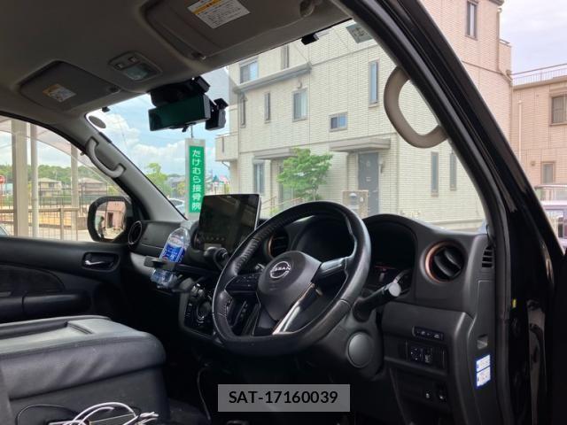 Nissan Caravan 2022-01 8244793-13