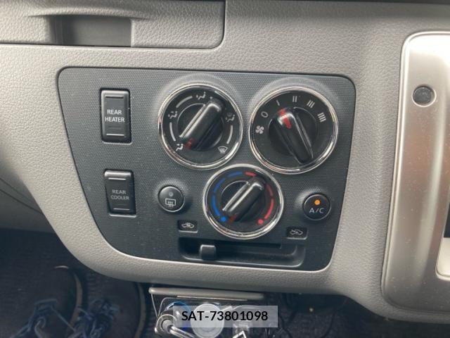 Nissan Caravan 2015-04 8244794-11