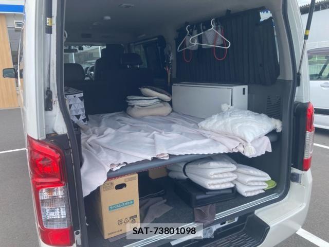 Nissan Caravan 2015-04 8244794-6