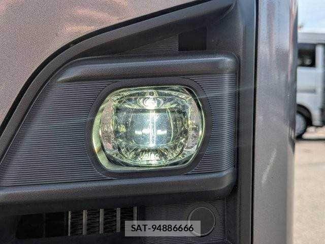Nissan Caravan 2024-12 8313588-15