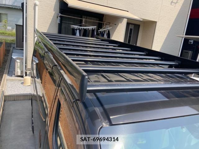 Nissan Caravan 2015-01 8313589-21