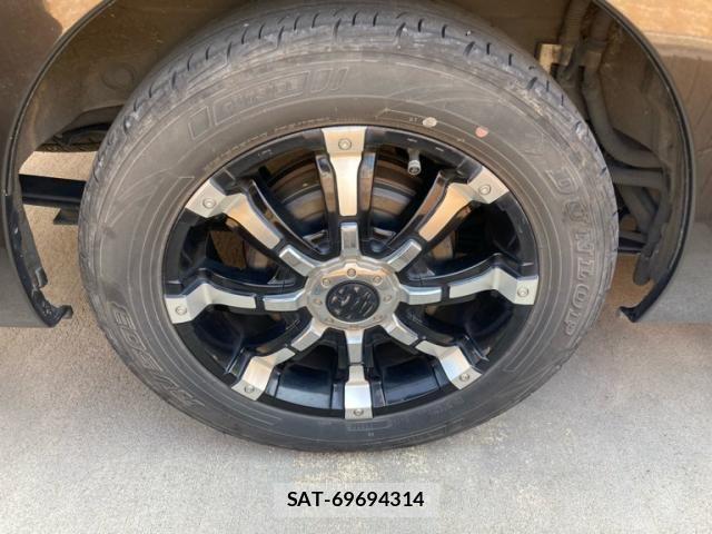 Nissan Caravan 2015-01 8313589-6