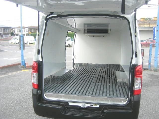 Nissan Caravan 2020-07 8331856-13