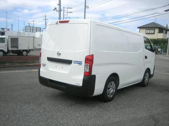 Nissan Caravan 2020-07 8331856-2