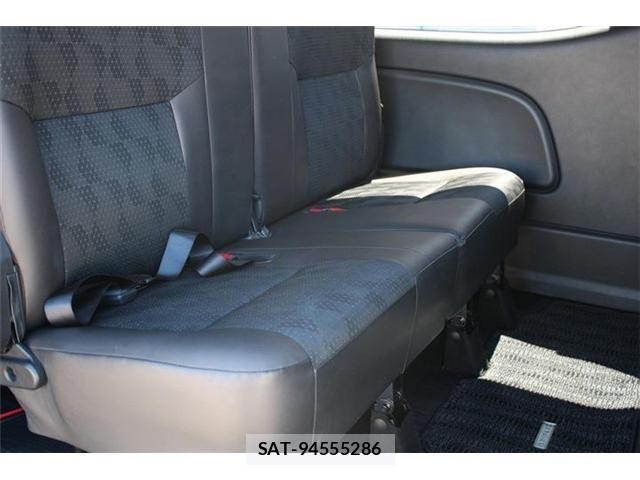 Nissan Caravan 2022-08 8354084-21