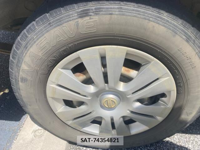 Nissan Caravan 2013-08 8354083-12