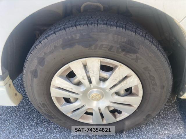 Nissan Caravan 2013-08 8354083-14