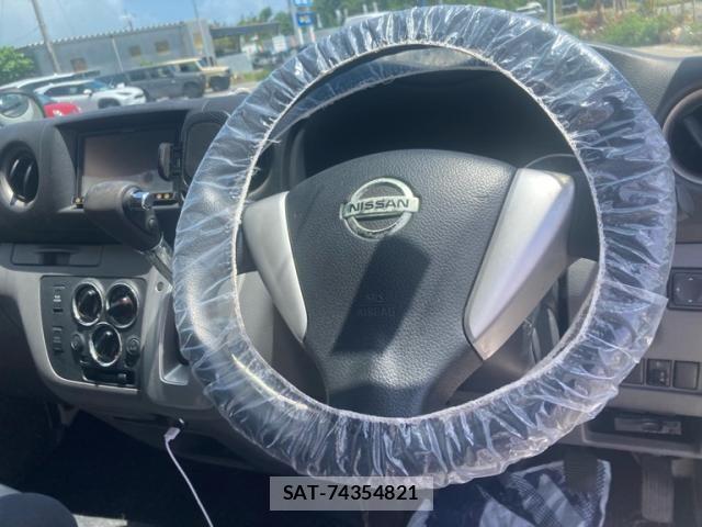 Nissan Caravan 2013-08 8354083-18