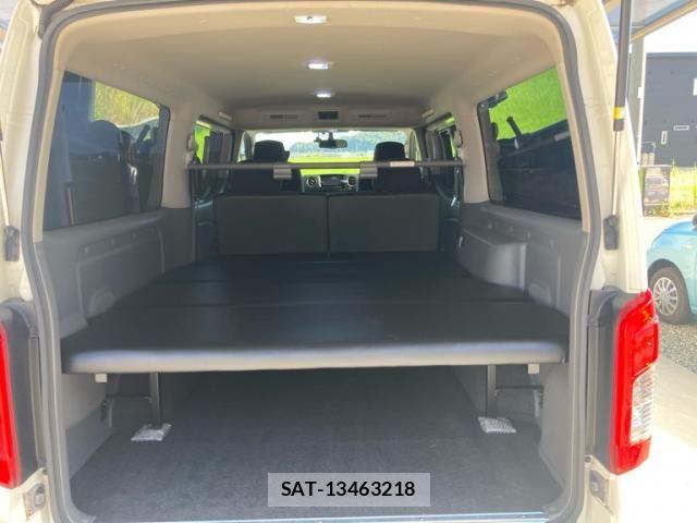 Nissan Caravan 2018-07 8365052-7