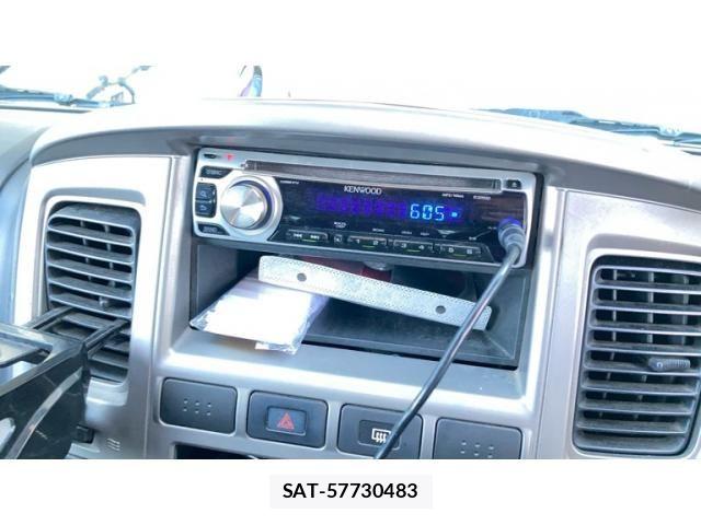 Nissan Caravan 2011-05 8365054-18