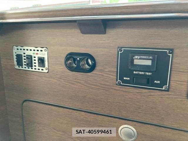 Nissan Caravan 2006-05 8411551-18