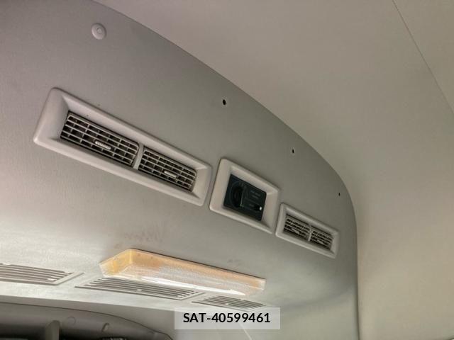 Nissan Caravan 2006-05 8411551-29