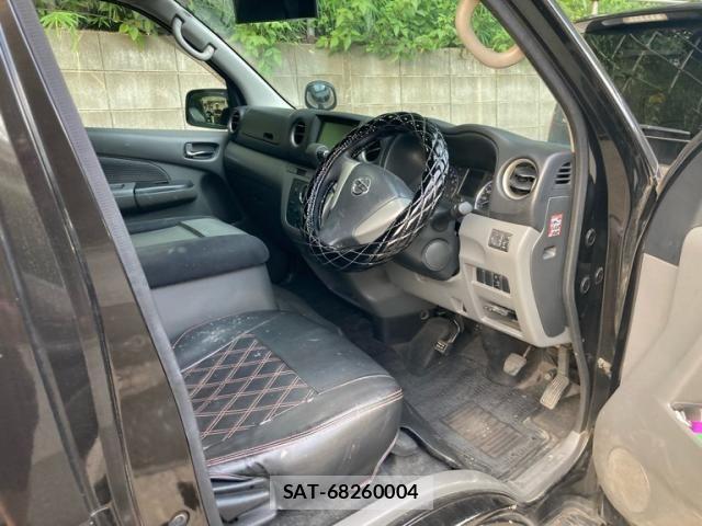Nissan Caravan 2013-08 8457138-9