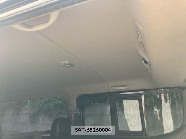 Nissan Caravan 2013-08 8457138-13