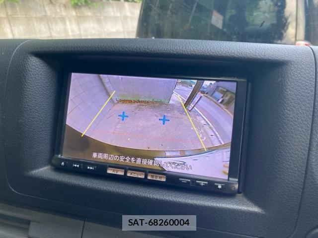Nissan Caravan 2013-08 8457138-17