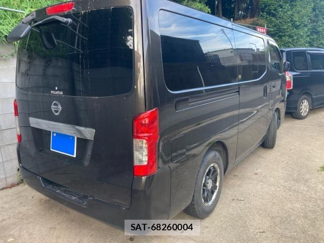 Nissan Caravan 2013-08 8457138-2