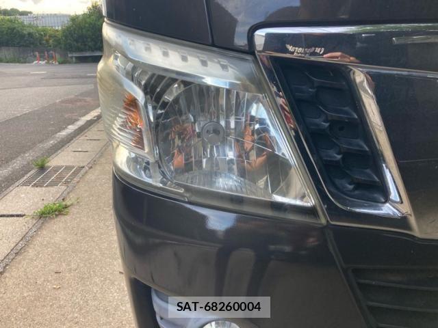 Nissan Caravan 2013-08 8457138-4