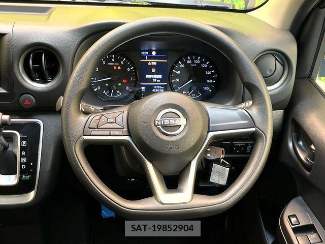 Nissan Caravan 2023-02 8523979-8