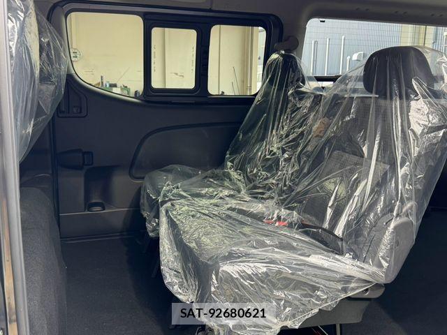Nissan Caravan 2026-08 8523980-20