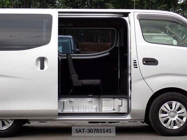 Nissan Caravan 2022-06 8523977-4