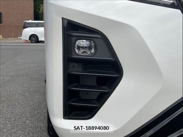 Nissan Caravan 2025-06 8626098-23