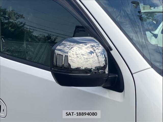 Nissan Caravan 2025-06 8626098-28