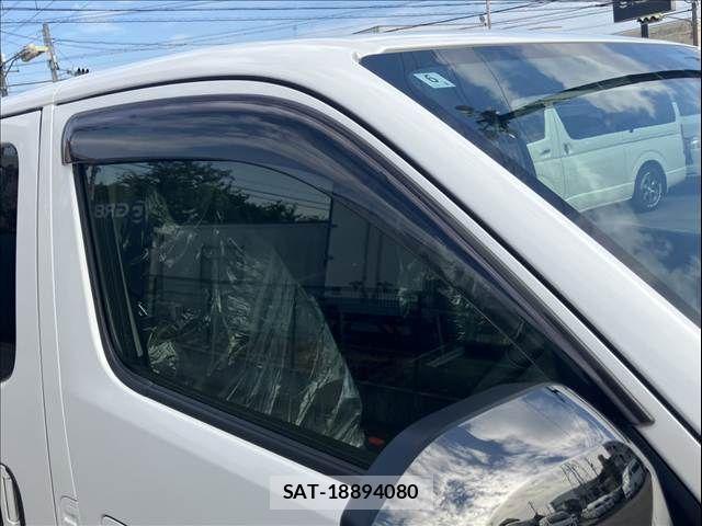 Nissan Caravan 2025-06 8626098-29