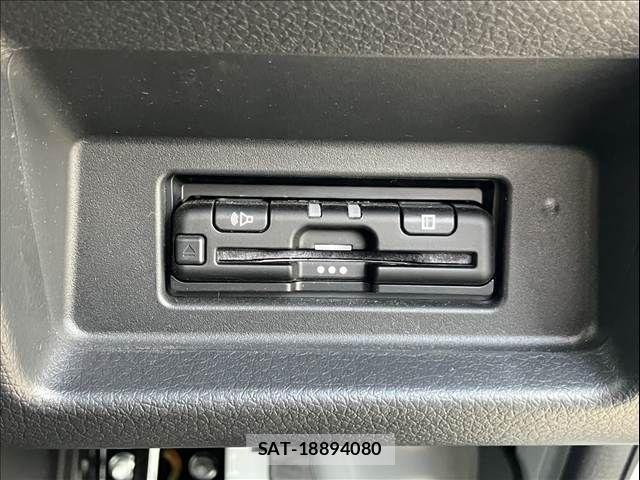 Nissan Caravan 2025-06 8626098-3