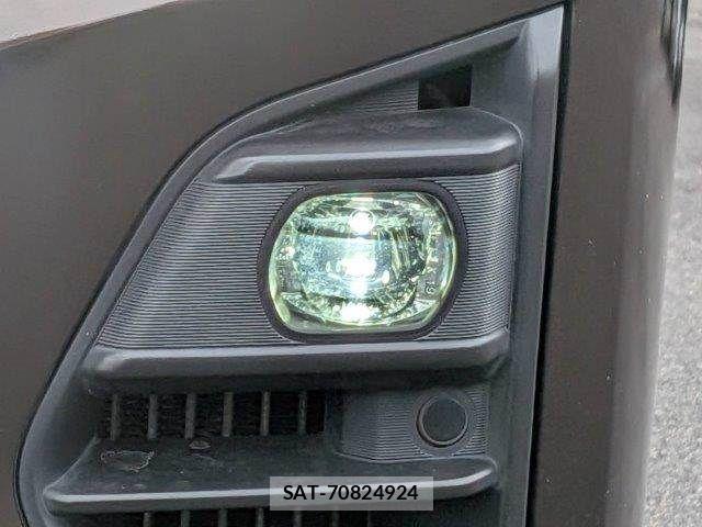 Nissan Caravan 2022-08 8626102-11