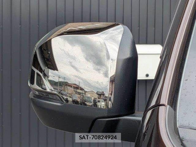 Nissan Caravan 2022-08 8626102-25