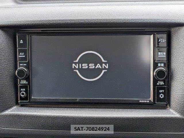 Nissan Caravan 2022-08 8626102-3