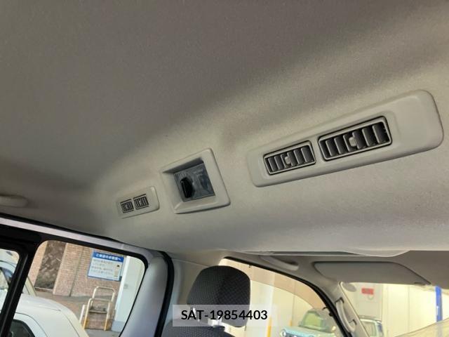Nissan Caravan 2015-03 8626101-12
