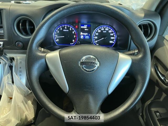 Nissan Caravan 2015-03 8626101-15