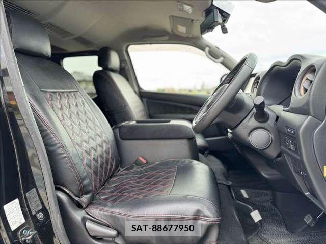 Nissan Caravan 2022-03 8658344-15