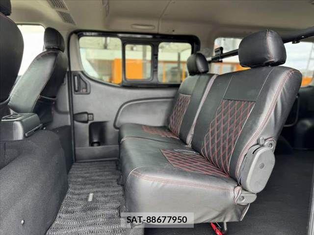 Nissan Caravan 2022-03 8658344-17