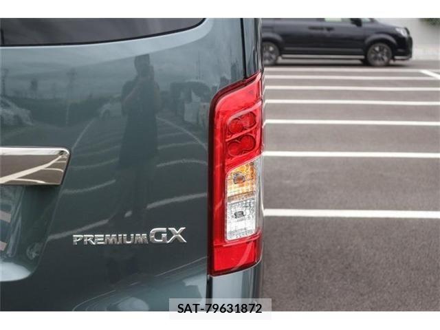 Nissan Caravan 2024-10 8665917-20