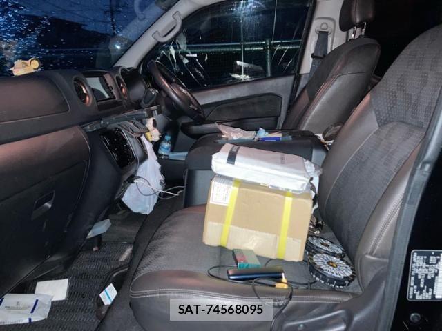 Nissan Caravan 2022-11 8658346-9
