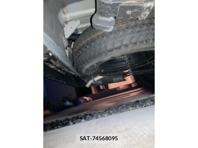 Nissan Caravan 2022-11 8658346-6