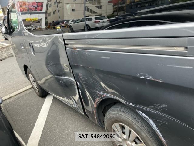 Nissan Caravan 2018-03 8658347-9