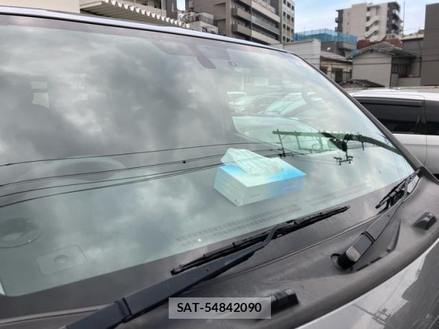 Nissan Caravan 2018-03 8658347-1