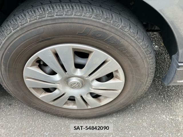 Nissan Caravan 2018-03 8658347-5